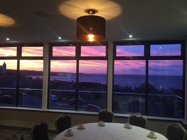 The Knowes Hotel & Restaurant Macduff Εξωτερικό φωτογραφία